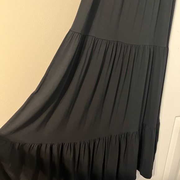 Loft Tiered Maxi Dress - Picture 6 of 12